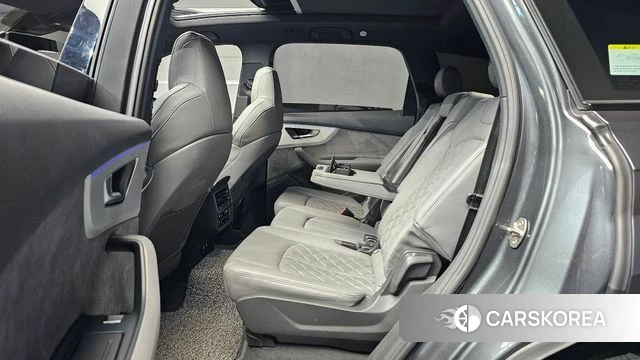 Audi Q7 (4M) 2022 Серый из Кореи, фото 3