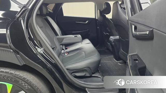 Kia EV6 2023 Черный из Кореи, фото 3