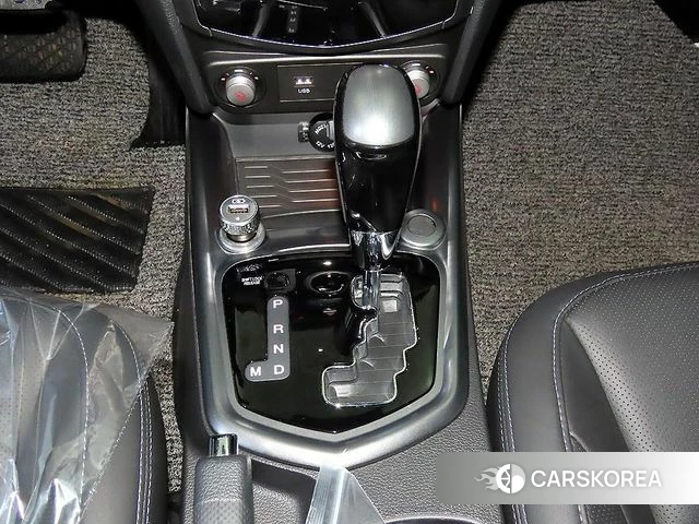 Ssangyong Tivoli Armor 2018 Белый из Кореи, фото 3