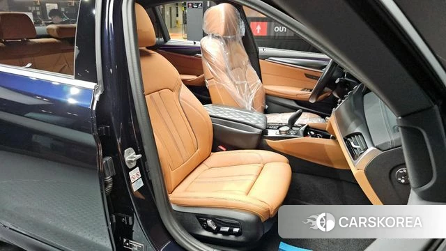 BMW 5 Series (G30) 2023 Синий из Кореи, фото 3