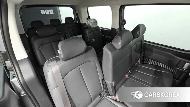 Hyundai Staria 2025 Серебряный из Кореи, фото 3