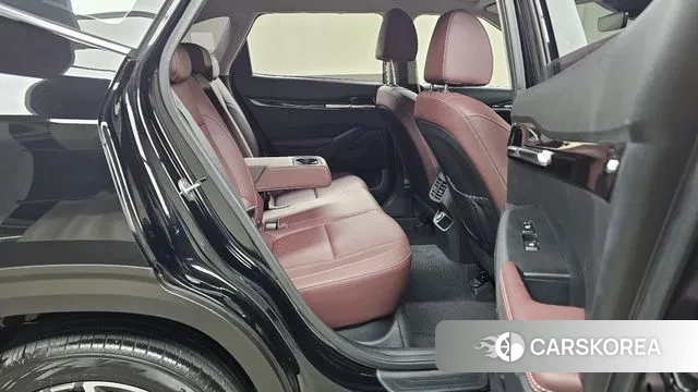 Kia Seltos 2022 Черный из Кореи, фото 3