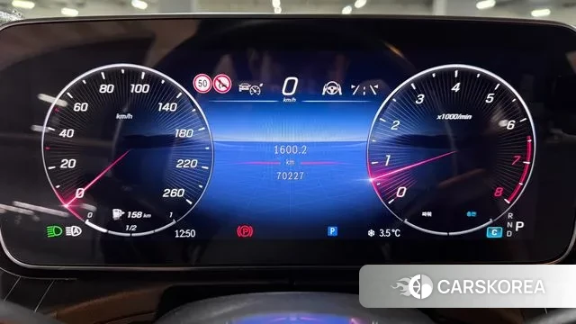 Mercedes-Benz C-Class W206 2022 Серый из Кореи, фото 3