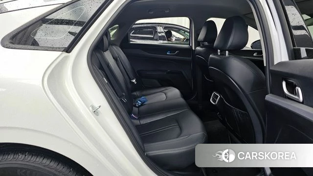 Kia The New K5 Hybrid 3rd generation 2025 Белый из Кореи, фото 3