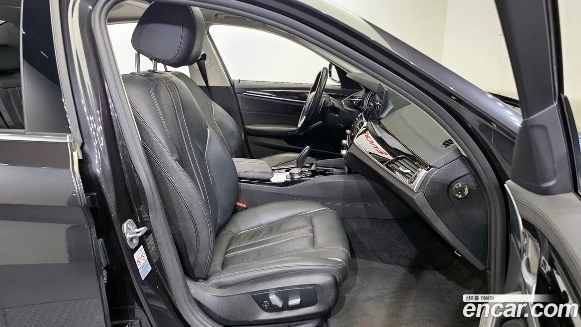 BMW 5 Series (G30) id 2150893 из Кореи 3