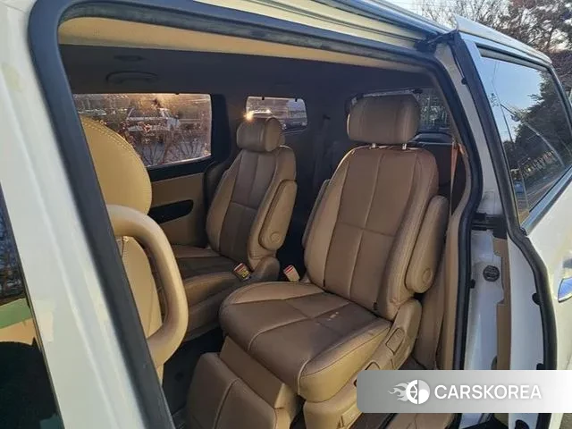 Kia The New Carnival 2018 Белый из Кореи, фото 3