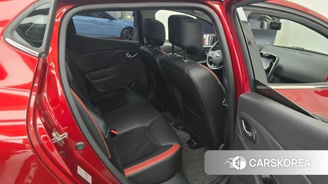 Renault Korea (Samsung) Clio 2019 Красный из Кореи, фото 3