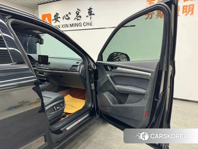 Audi Q5L 2024 Черный из Китая, фото 3