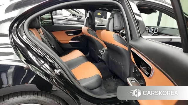 Mercedes-Benz C-Class W206 2023 Черный из Кореи, фото 3