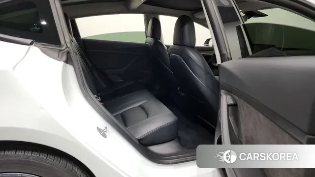 Tesla Model 3 2022 Белый из Кореи, фото 3