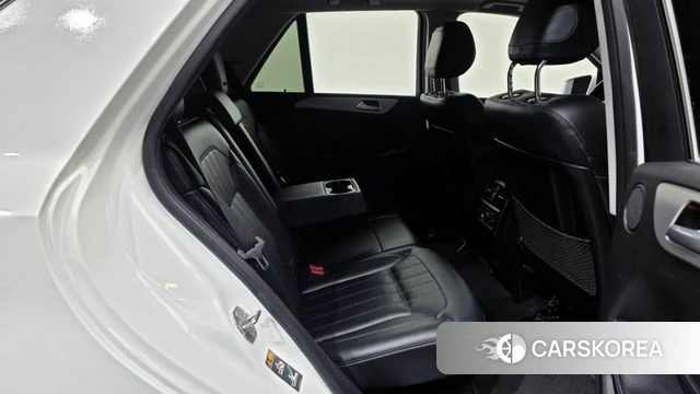 Mercedes-Benz GLE - Class W166 2018 Белый из Кореи, фото 3