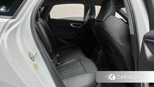 Audi A5 (B10) 2025 Белый из Кореи, фото 3