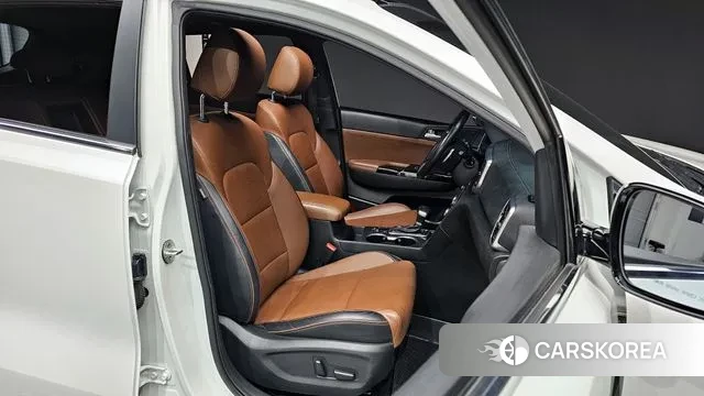 Kia Sportage The Bold 2018 Белый из Кореи, фото 3