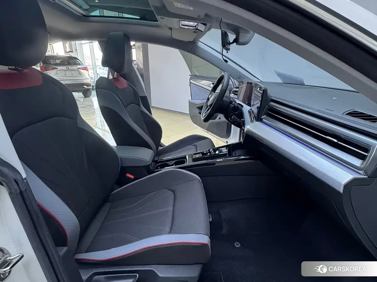 Volkswagen Lamando 2023 Белый из Китая, фото 4