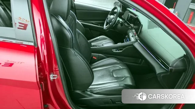 Hyundai Avante (CN7) 2021 Красный из Кореи, фото 3