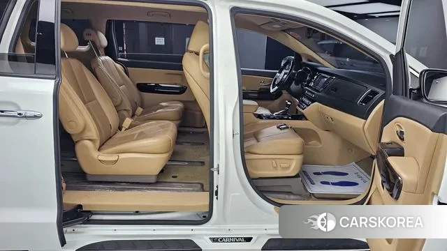 Kia The New Carnival 2018 Белый из Кореи, фото 3