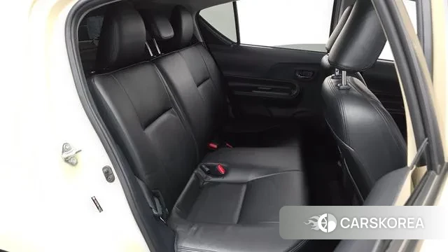 Toyota Prius C 2019 Белый из Кореи, фото 3