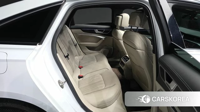 Audi A6 (C8) 2022 Белый из Кореи, фото 3
