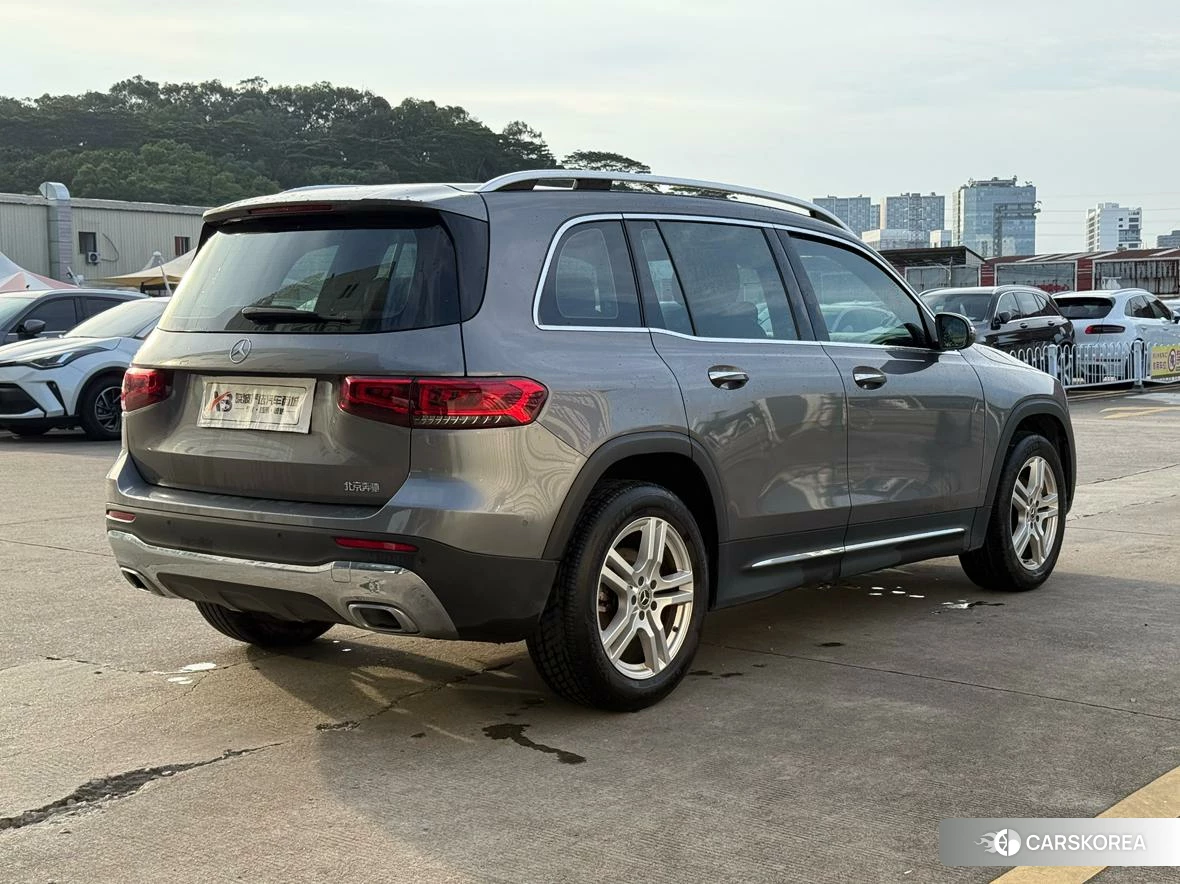Mercedes-Benz GLB 2021 Серебристо-серый из Китая, фото 3