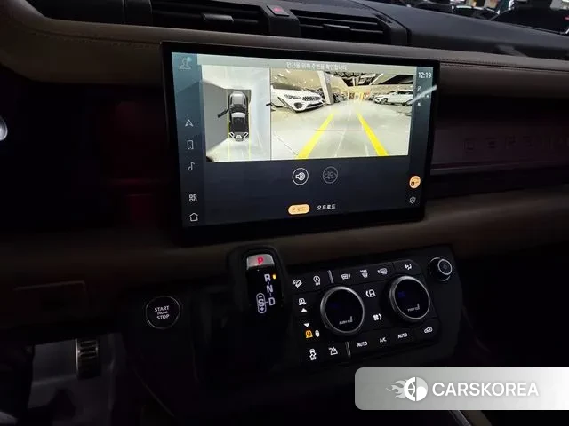 Land Rover Defender (L663) 2025 Черный из Кореи, фото 3