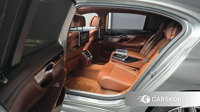 BMW 7 Series (G11) 2020 Серый из Кореи, фото 3