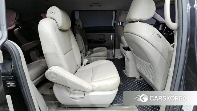 Kia The New Carnival 2018 Серый из Кореи, фото 3