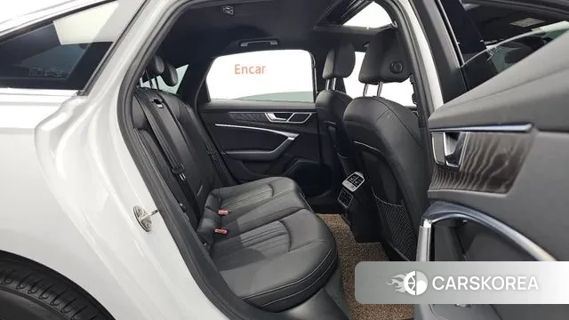 Audi A6 (C8) 2021 Белый из Кореи, фото 3