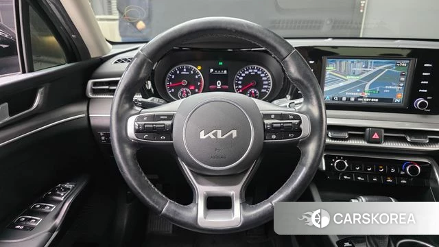 Kia K5 3rd generation 2022 Черный из Кореи, фото 3