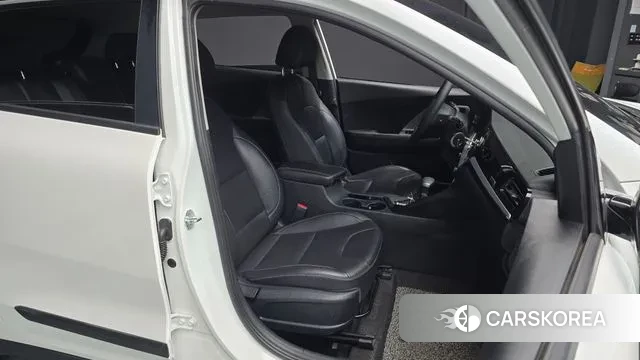 Kia The New Niro 2021 Белый из Кореи, фото 3