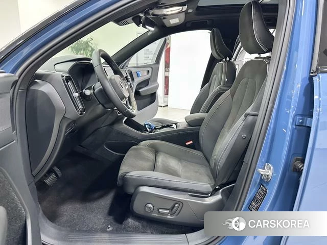 Volvo XC40 EV 2023 Синий из Китая, фото 3