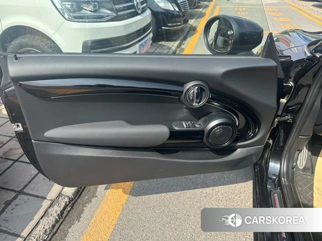 MINI MINI 2025 Черный из Китая, фото 3