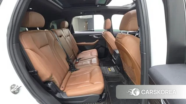 Audi Q7 (4M) 2021 Белый из Кореи, фото 3