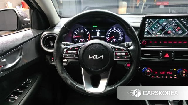 Kia The New K3 2nd generation 2022 Серый из Кореи, фото 3
