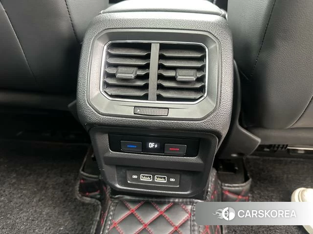 Volkswagen Tiguan L 2021 Черный из Китая, фото 3