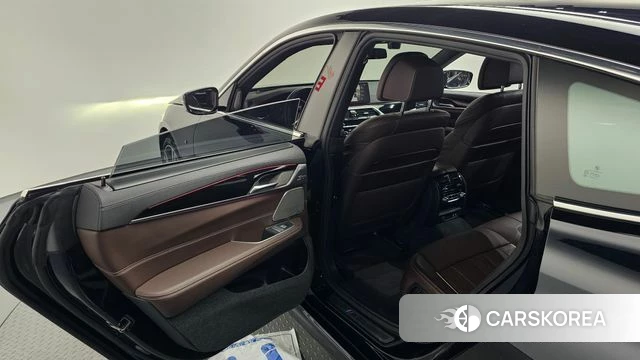 BMW 6 Series GT (G32) 2021 Черный из Кореи, фото 3