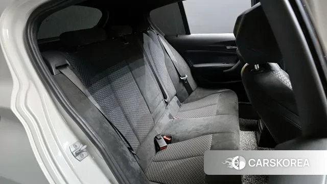 BMW 1 Series (F20) 2018 Белый из Кореи, фото 3