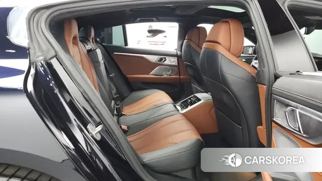 BMW 8 Series (G15) 2020 Черный из Кореи, фото 3