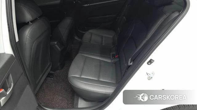 Hyundai Avante AD 2018 Белый из Кореи, фото 3