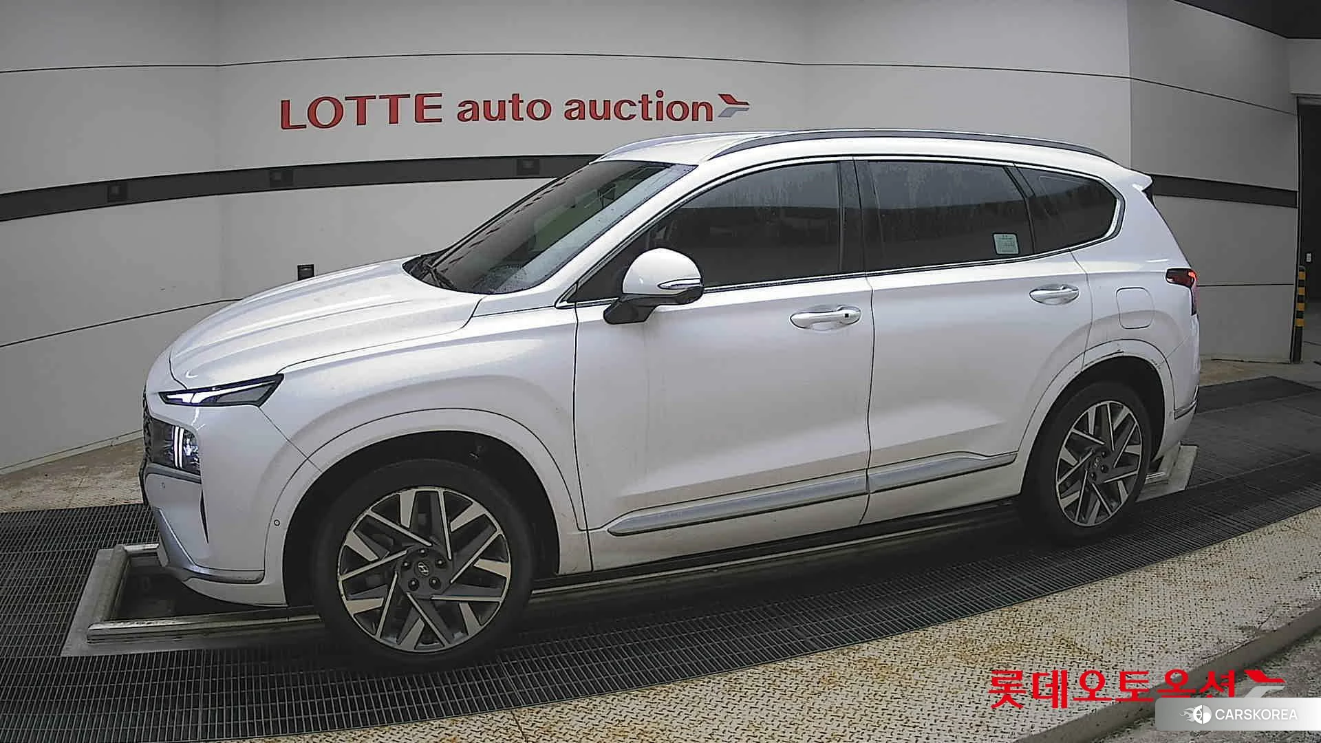 Hyundai Santa Fe 2021 Белый из Кореи, фото 3