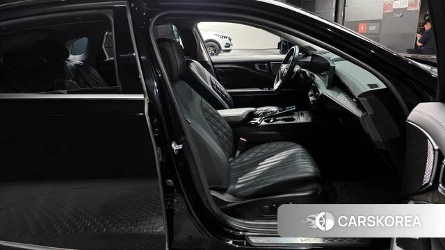 Kia K8 2022 Черный из Кореи, фото 3