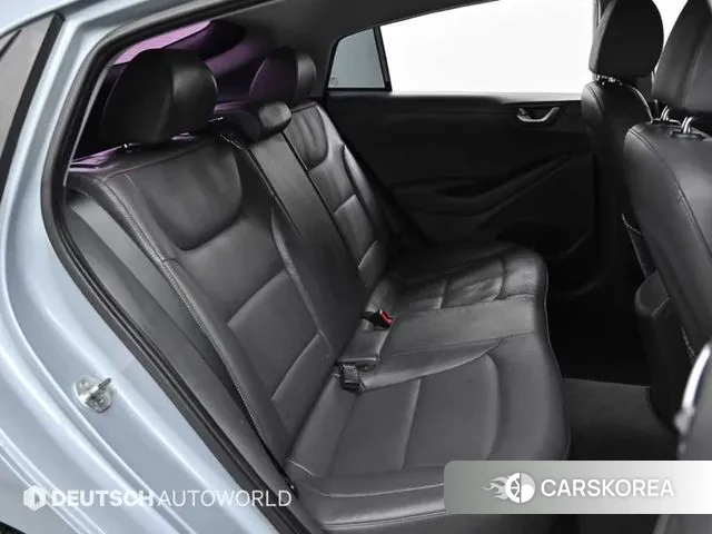 Hyundai Ionic Electric 2018 Серебристо-серый из Кореи, фото 3