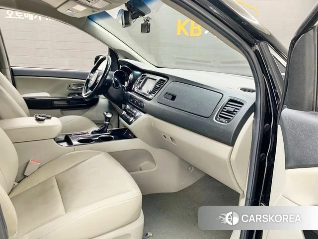 Kia The New Carnival 2019 Черный из Кореи, фото 3