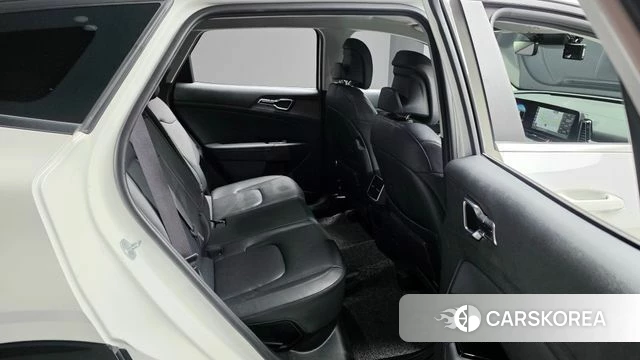 Kia Sportage 5th Generation 2022 Белый из Кореи, фото 3