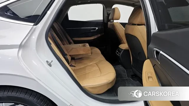 Hyundai Sonata D Edge Hybrid (DN8) 2024 Белый из Кореи, фото 3