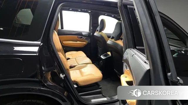 Volvo XC90 second Generation 2023 Черный из Кореи, фото 3