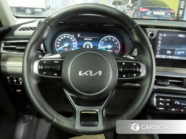 Kia K5 3rd generation 2021 Серый из Кореи, фото 3