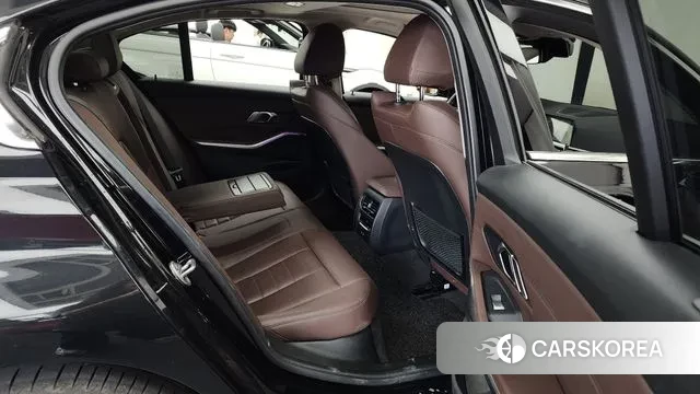 BMW 3 Series (G20) 2022 Черный из Кореи, фото 3