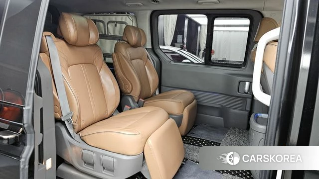 Hyundai Staria 2021 Черный из Кореи, фото 3
