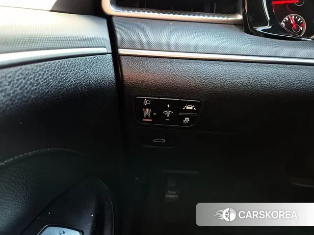 Kia K5 3rd generation 2021 Белый из Кореи, фото 3