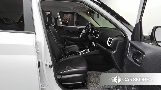 Hyundai Venue 2021 Белый из Кореи, фото 3